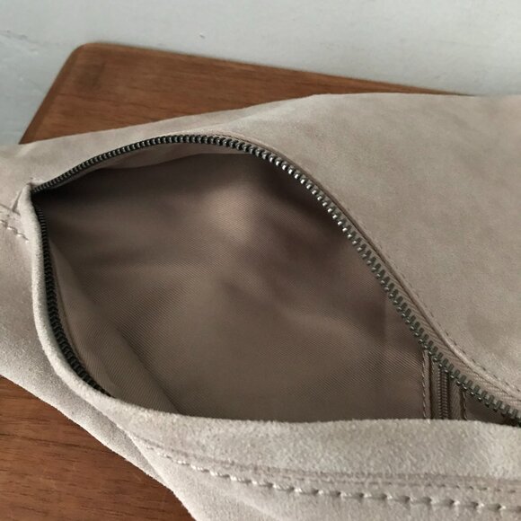 NEW The Sak Geo Sling Beige Sand Suede Adjustable Convertible Backpack Purse - Picture 8 of 9